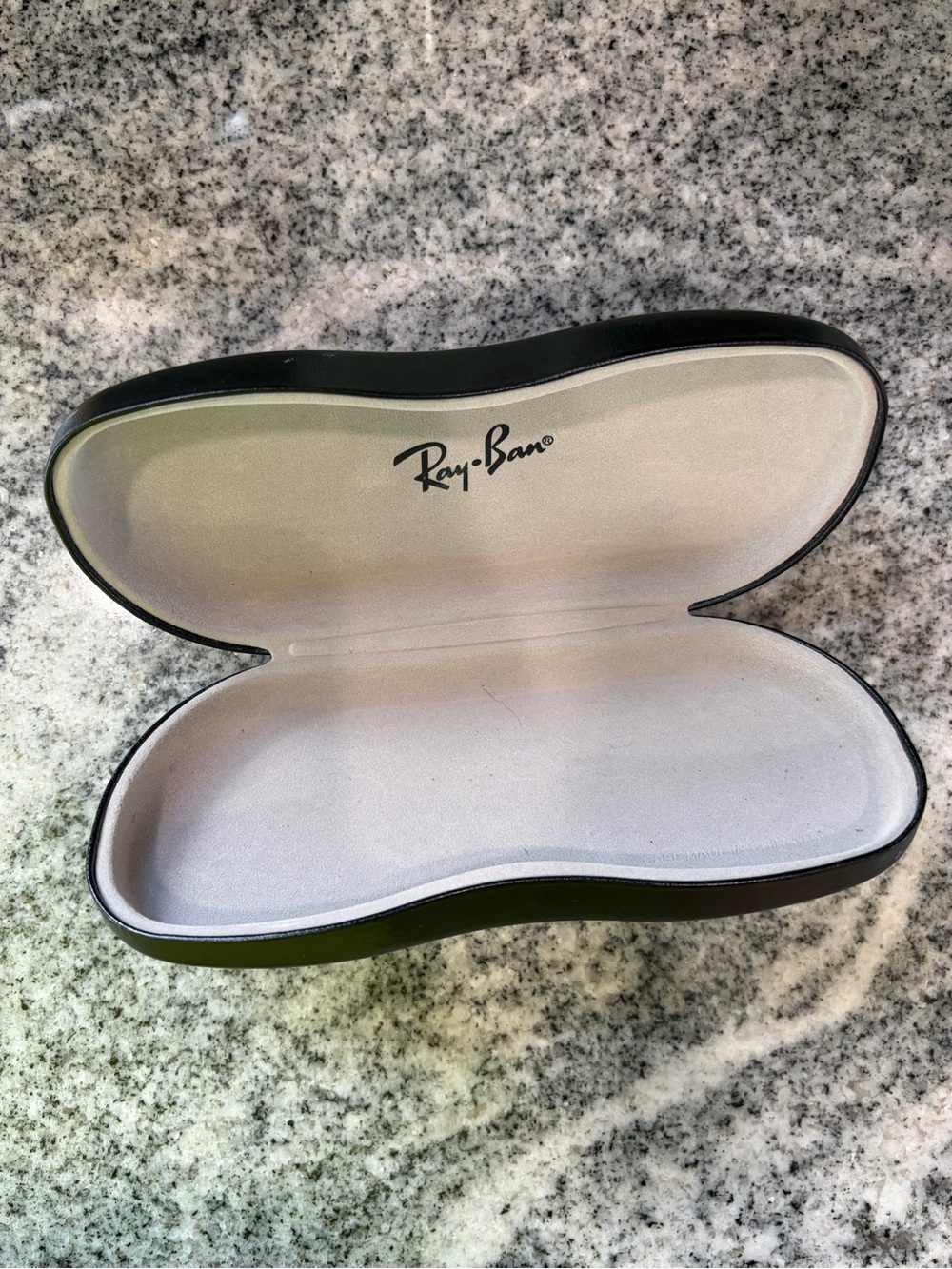Ray-Ban Black Leather hard shell glass Case sunglasses glasses